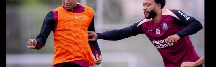 重聚！曼联球迷号社媒晒德佩、林加德在科林蒂安训练照片